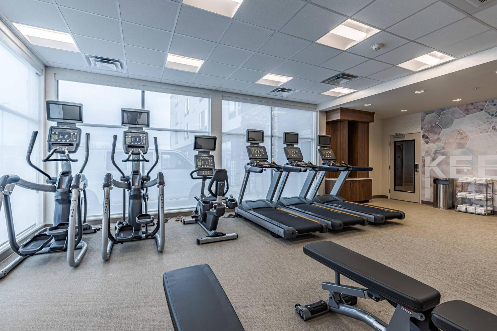 فندق أجنحة سبرنج هيل باي ماريوت فورت واين نورث Sunnybrook Acres المظهر الخارجي الصورة